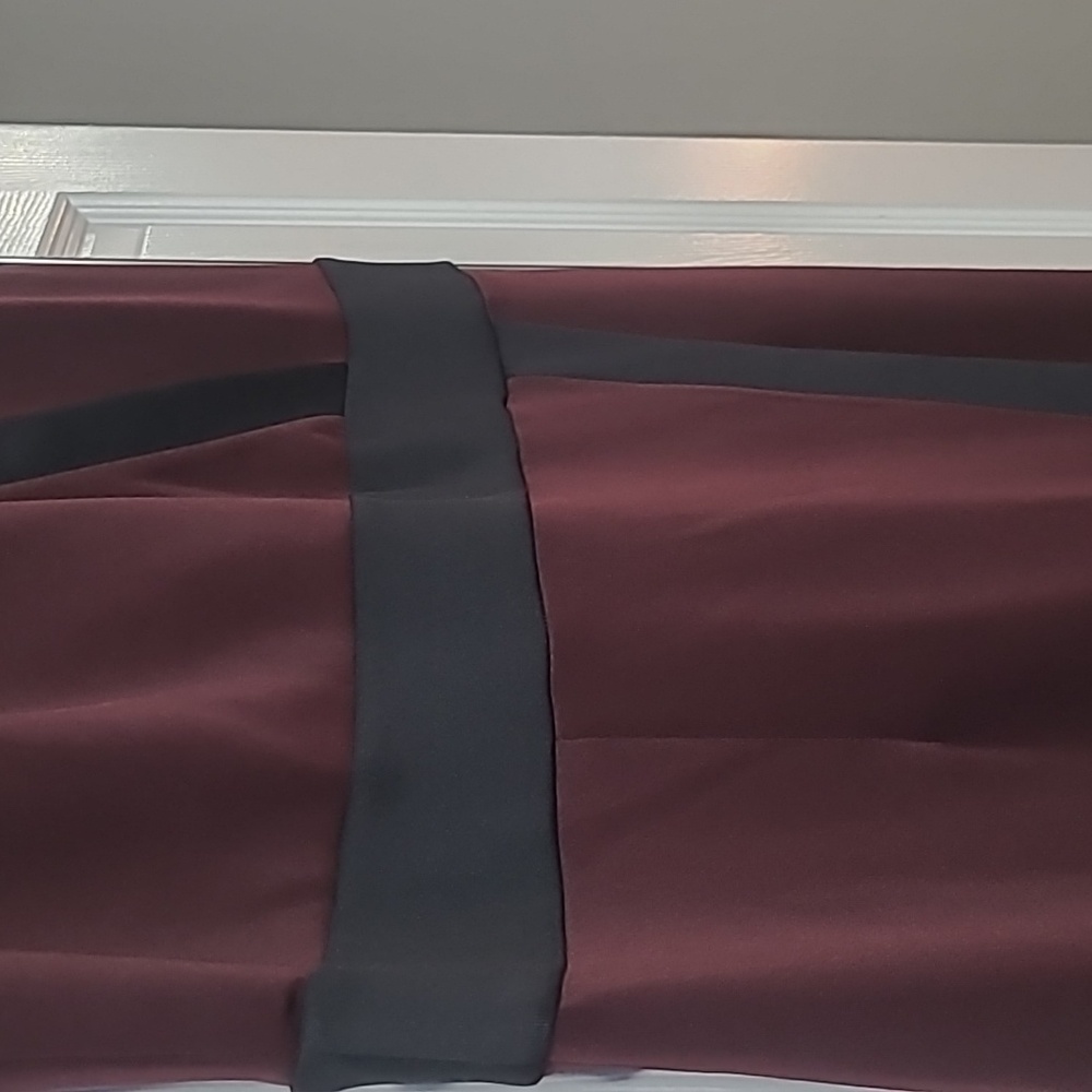 New York Company Stretch Dress - Picture 5 of 9